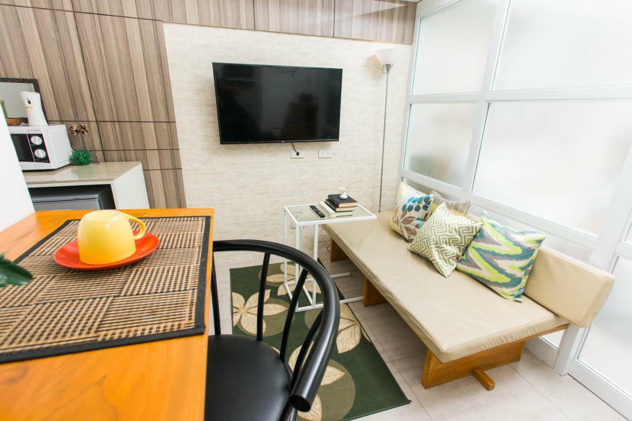 Cozy And Home Vacation Pad Tagaytay City Bagian luar foto